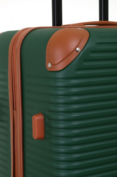 Чемодан 96 л зеленый LS22200 69х48х29 ABS 