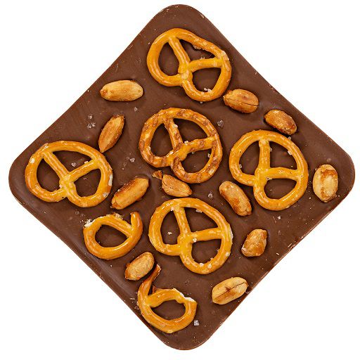 Шоколад Spell с арахисовым пастой, клюквой и печеньем