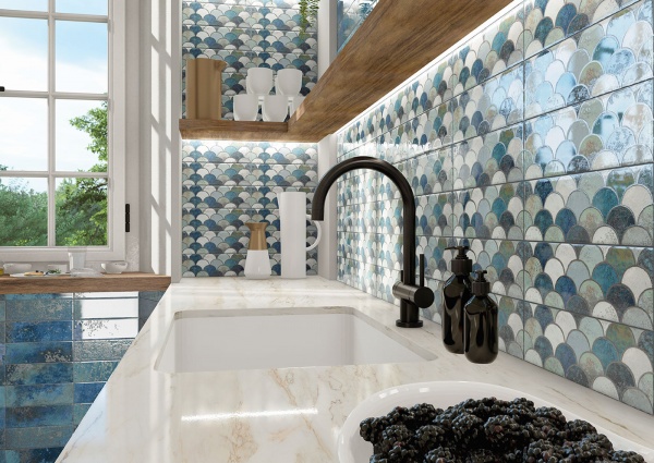 Плитка Mainzu BELLAGIO escama blu décor 10X30 