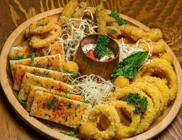 Блюдо кругле 30,5 см., 2 секції, бамбук Wilmax 