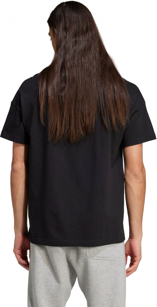 Футболка Adidas M A SZN T IY4150 р.M черный