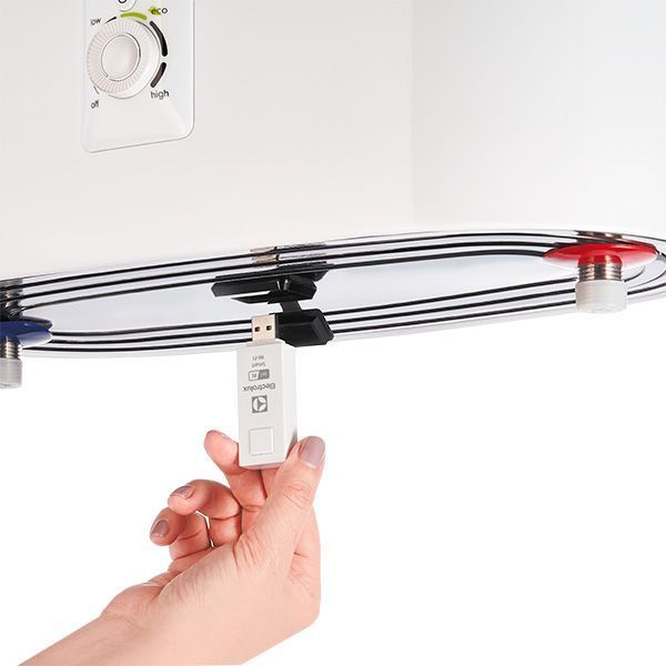 Водонагрівач Electrolux EWH 30 Centurio IQ 2.0