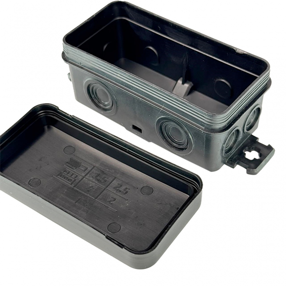 Коробка UEC для отрытой установки без отверстий 78х36х34 мм (вн. 85х43х38 мм) IP54 черная полиэтилен JB-078-036-034-IP54-BL