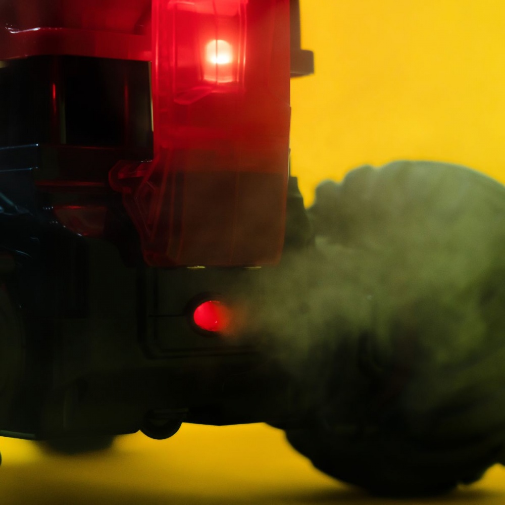 Іграшка на радіокеруванні OTAMANKO Танцювальна машинка BULL RIDER червона 532.02.47