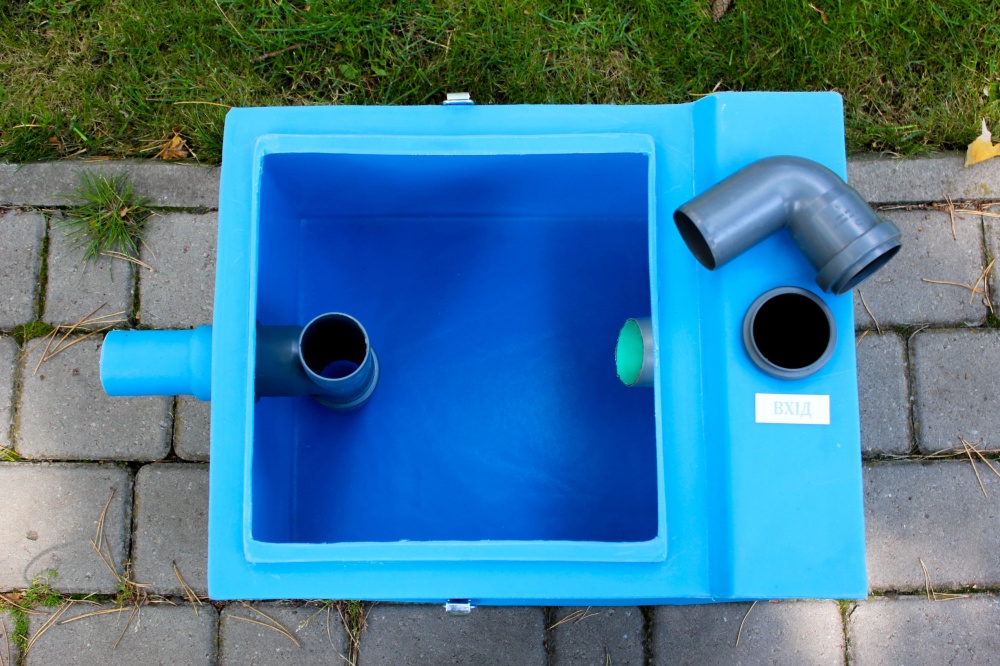 Жировловлювач 50 л з касетою 340x300х340 мм поліетилен