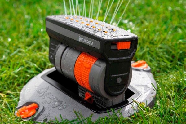Дождеватель осциллирующий Gardena ОS 140 8220-29 