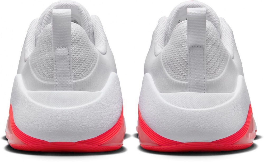 Кросівки жіночі Nike Bella 7 FZ1689-101 р.40 білі