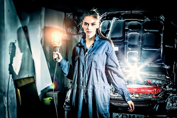 Ліхтар Quantum QM-FL1035 Perfect 5WLED zoom +3WCOB з функцією Power Bank Li-ion18650/2600mAh bох чорний