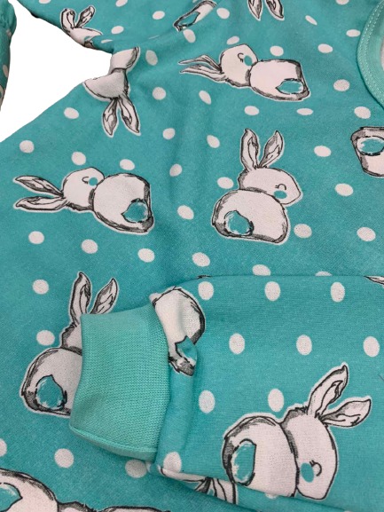 Пижама детская детские Моя планета зайцы на бирюзовом р.98–104 белый с зеленым 