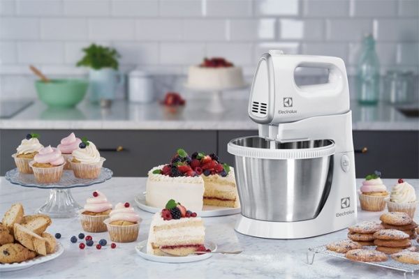 Міксер Electrolux ESM3300 