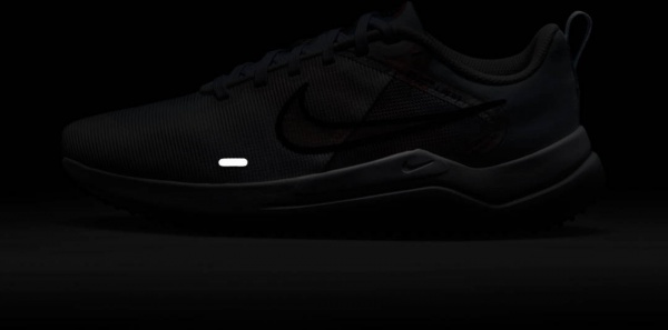 Кроссовки Nike DOWNSHIFTER 12 PREMIUM DX7885-100 р.41 белый