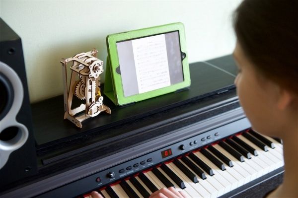 Деревянный 3D-конструктор UGEARS Маятник