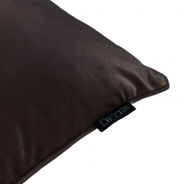 Подушка декоративна VELOUR 60x60 см коричневий Decora textile 
