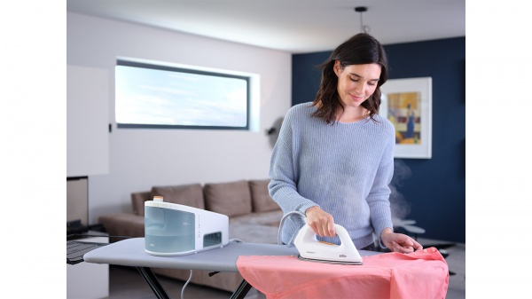 Гладильная система Braun IS3132WH 