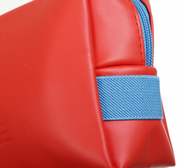 Косметичка Zipper Red 16.5х11.5х7 cм поліестер RH820r