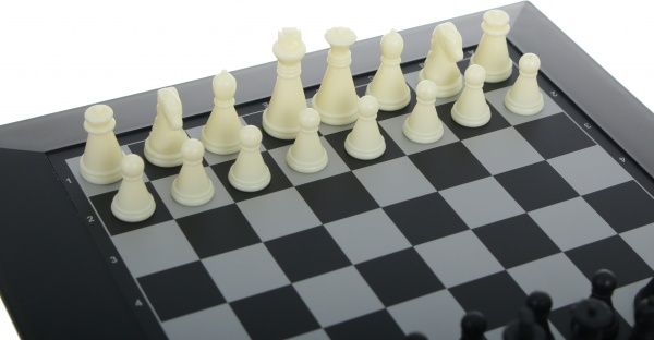 Игровой набор Shantou шахматы и шашки 2-в-1 I1265639