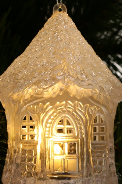 Підвіска декорована P.&C. Creative Хатинка 11 см в асортименті F21540121/126