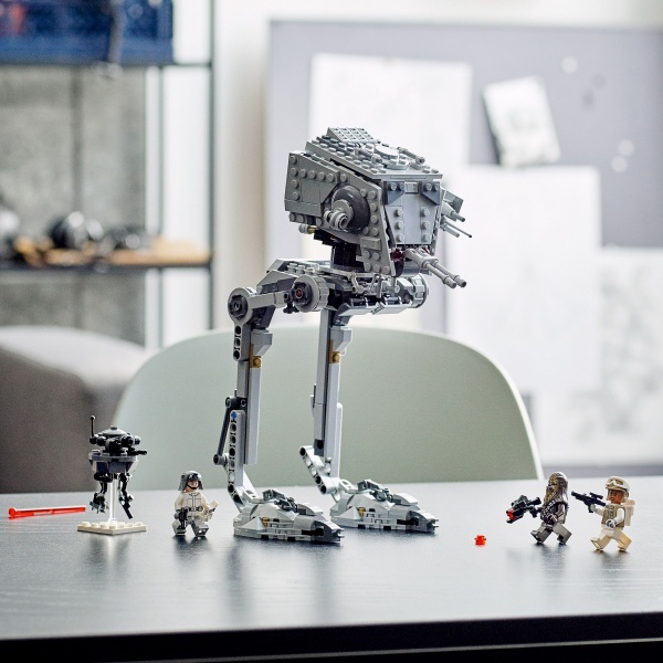 Конструктор LEGO Star Wars AT-ST™ на Хоте 75322