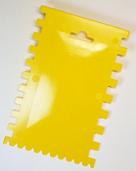 Шпатель 170x120 мм В12 С4 С5 зубчастий FIT D07851