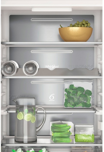 Встраиваемый холодильник Whirlpool WHC20 T593