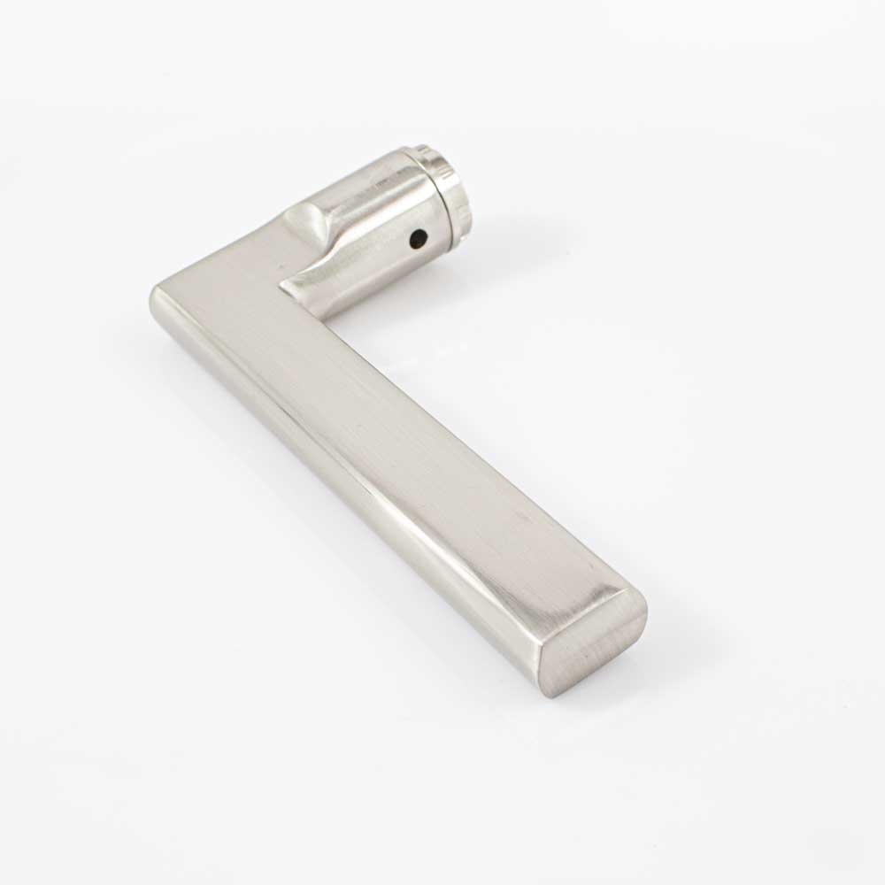 Ручка на розетке Comit Quick click Kamila матовый никель