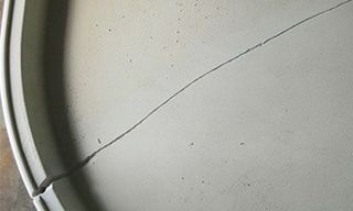 Как отремонтировать или склеить акриловый поддон