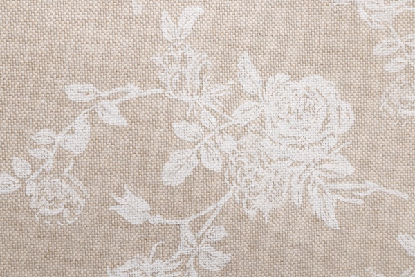 Скатертина Шале троянди 133x220 см бежевий La Nuit 