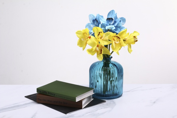 Ваза скляна San Miguel Daroca 18 см небесно-блакитна 