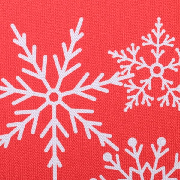 Скатерть новогодняя белые снежинки 150x220 см белый с красным ІТА ДРІМ 