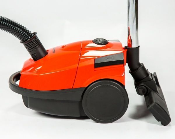 Пылесос Astor VC-1873RB 