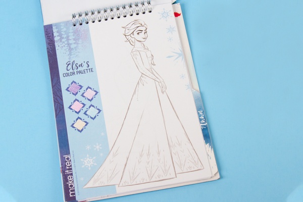 Блокнот Make it Real з трафаретами для створення модних коллекцій «Крижане серце 2» MR4207