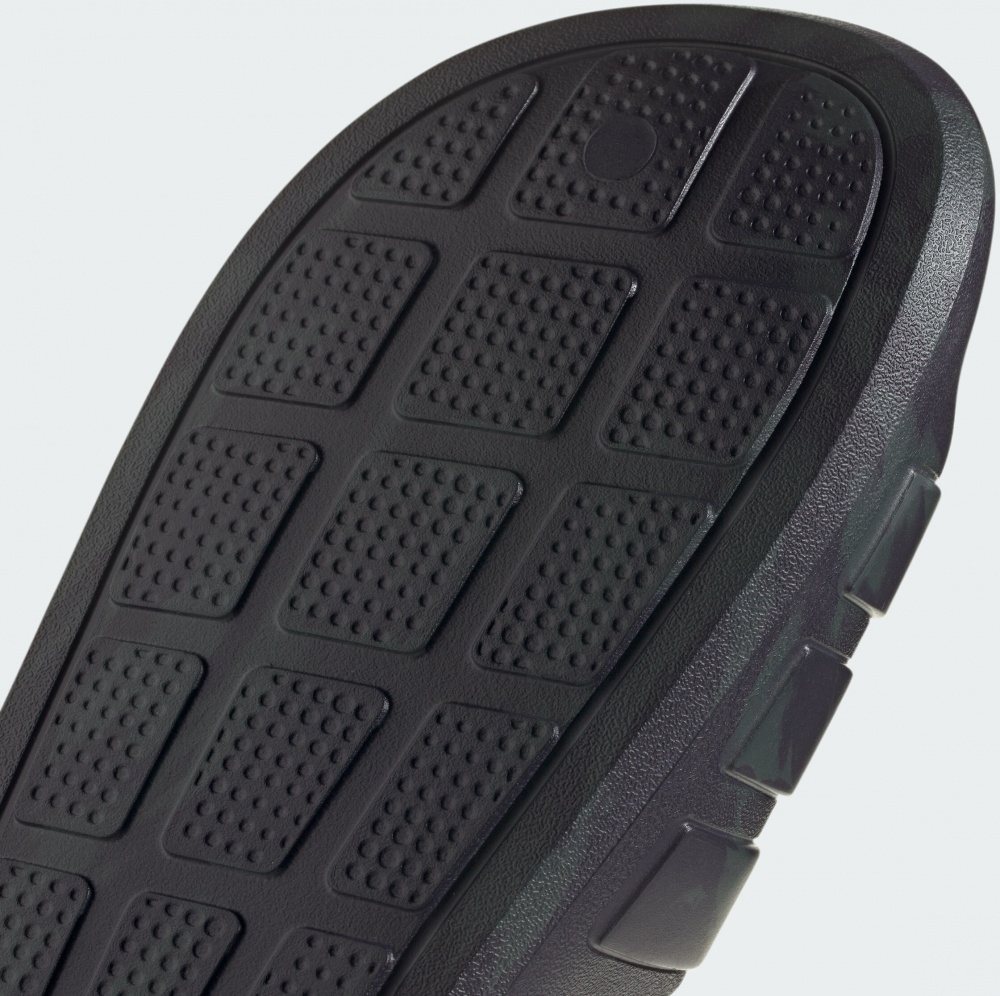 Капці Adidas ADILETTE FLOW JI4791 р.40 2/3 чорний