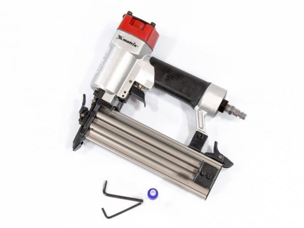 Пневмонейлер MTX для цвяхів від 10 до 50 мм 574109