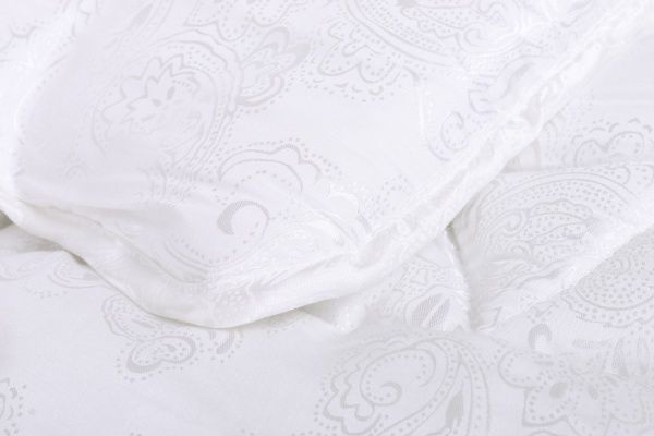 Одеяло Luna Fabiola Light 155х215 см Luna