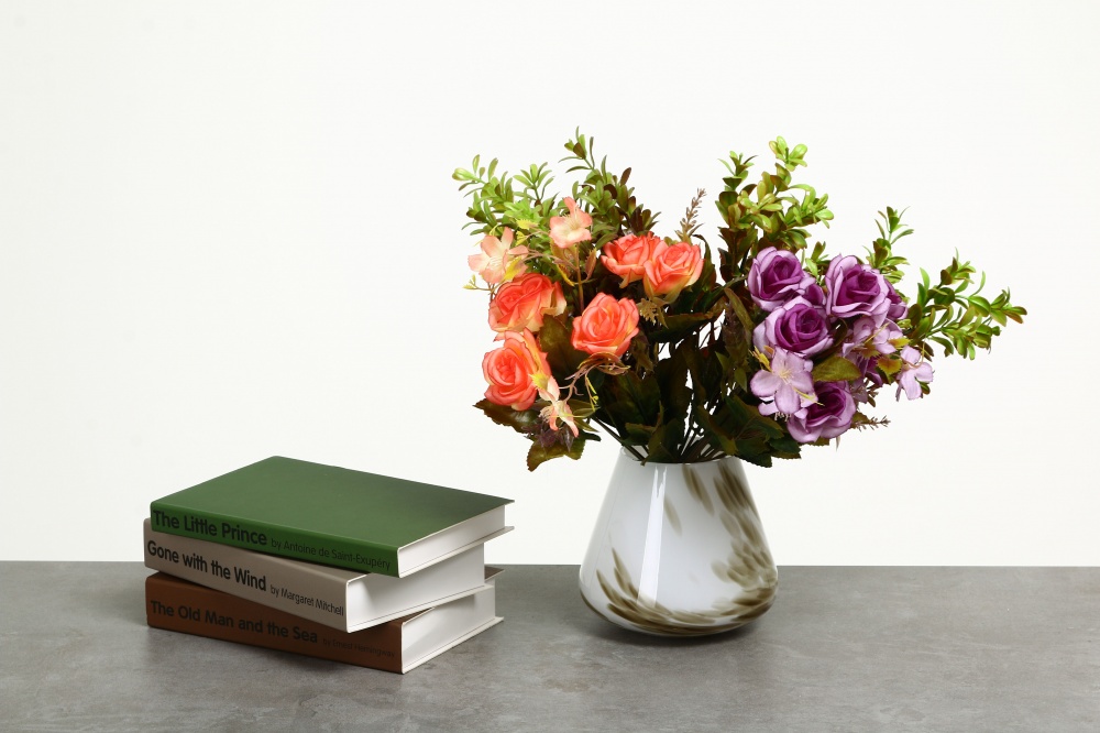 Ваза стеклянная Wrzesniak Glassworks Confetti капля 17-9493 12 см бело-коричневая