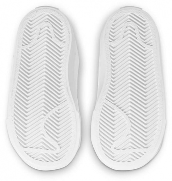 Кросівки Nike Court Legacy DA5382-104 р.US 6C білий