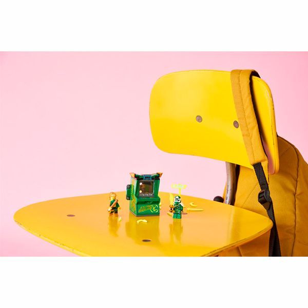 Конструктор LEGO Ninjago Аватар Ллойда – ігровий автомат 71716