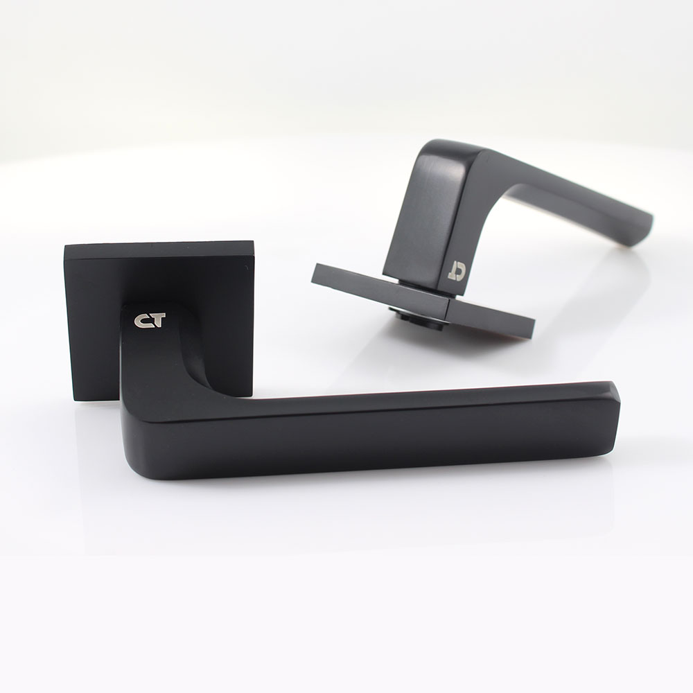 Ручка на розетці Comit Inferno матовий чорний