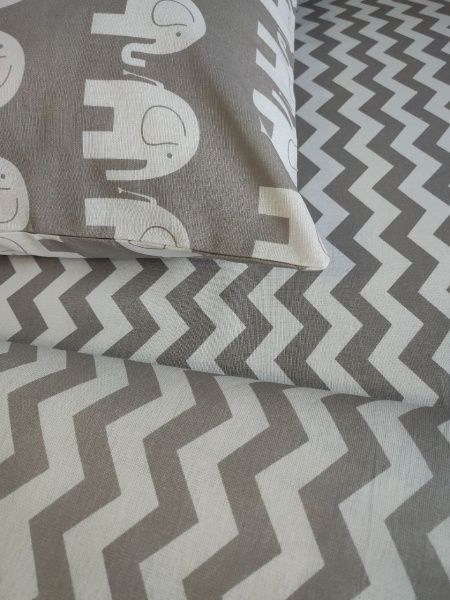 Комплект постільної білизни Слоники сірі 1,5 білий із сірим UP! (Underprice) 