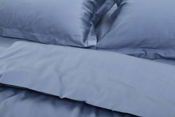 Комплект постельного белья Сатин Люкс семейный серо-голубой Homeline 