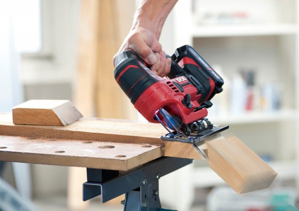 Электролобзик SKIL SW1E3420CA