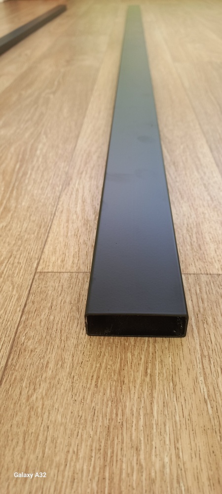 Труба декоративна тонкостінна прямокутна 2 м