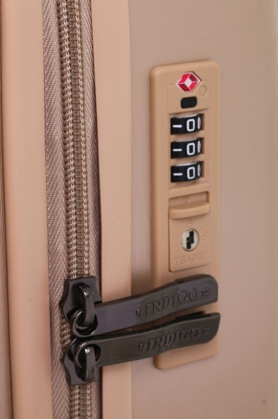 Чемодан 39 л серый LS22300 49х36х22 ABS 