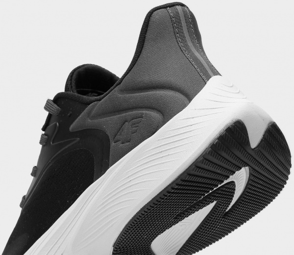 Кроссовки 4F SPORTSHOES F020 4FSS23FSPOF020-21S р.38 черный