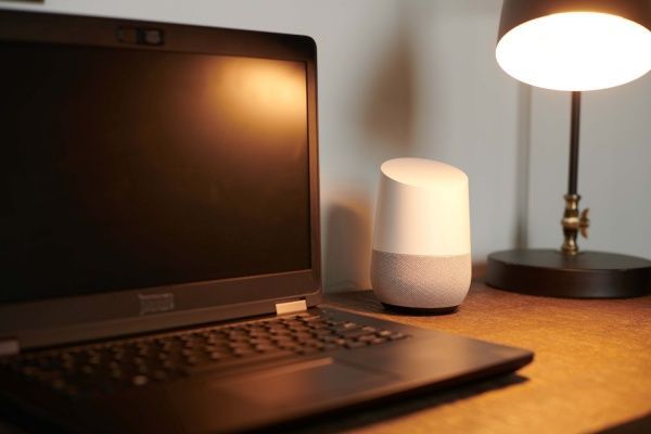 Умная лампа Ledvance SMART+ WiFi Candle Tunable White 5 Вт B39 матовая E14 220 В 2700-6500 К 