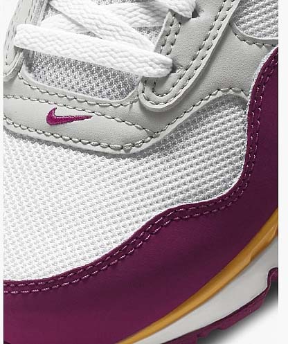 Кроссовки Nike WMNS NIKE AIR MAX CORRELATE 511417-100 р.37,5 разноцветный