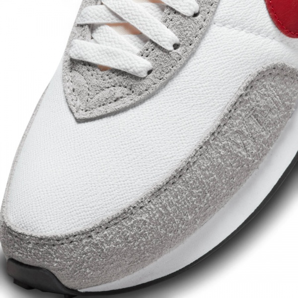 Кроссовки Nike DJ6054-101 р.44 белый