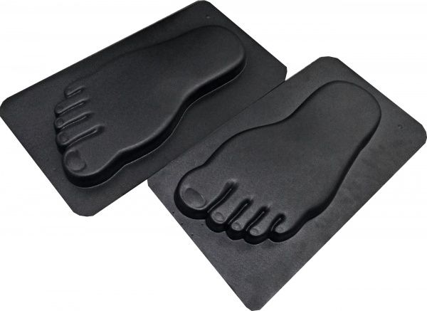 Форма-трафарет для изготовления садовых дорожек Следы великана (2 шт./уп.)