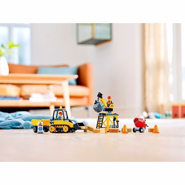 Конструктор LEGO City Строительный бульдозер 60252