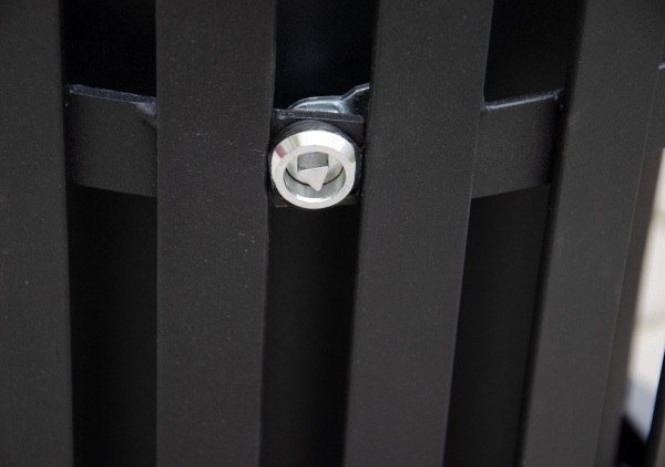 Урна ЮГСТАЛЬ Принц без попільнички 80 л чорний